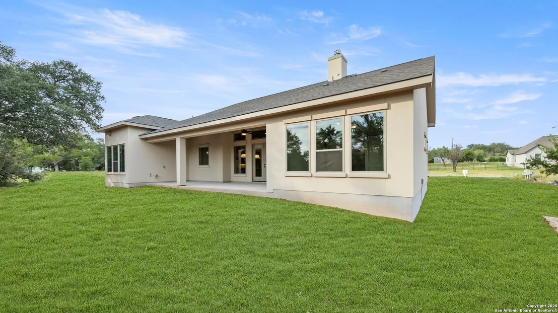 Photo of 109 Lazy Oak Pl