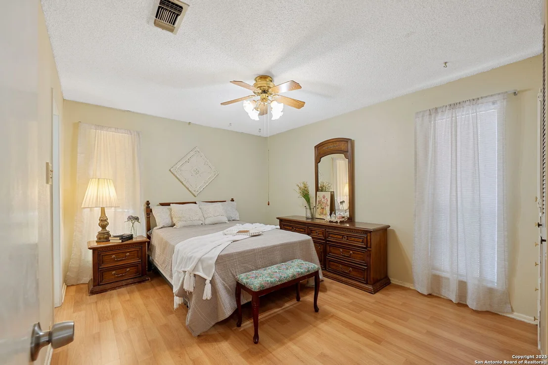 Photo of 7038 Forest Meadow