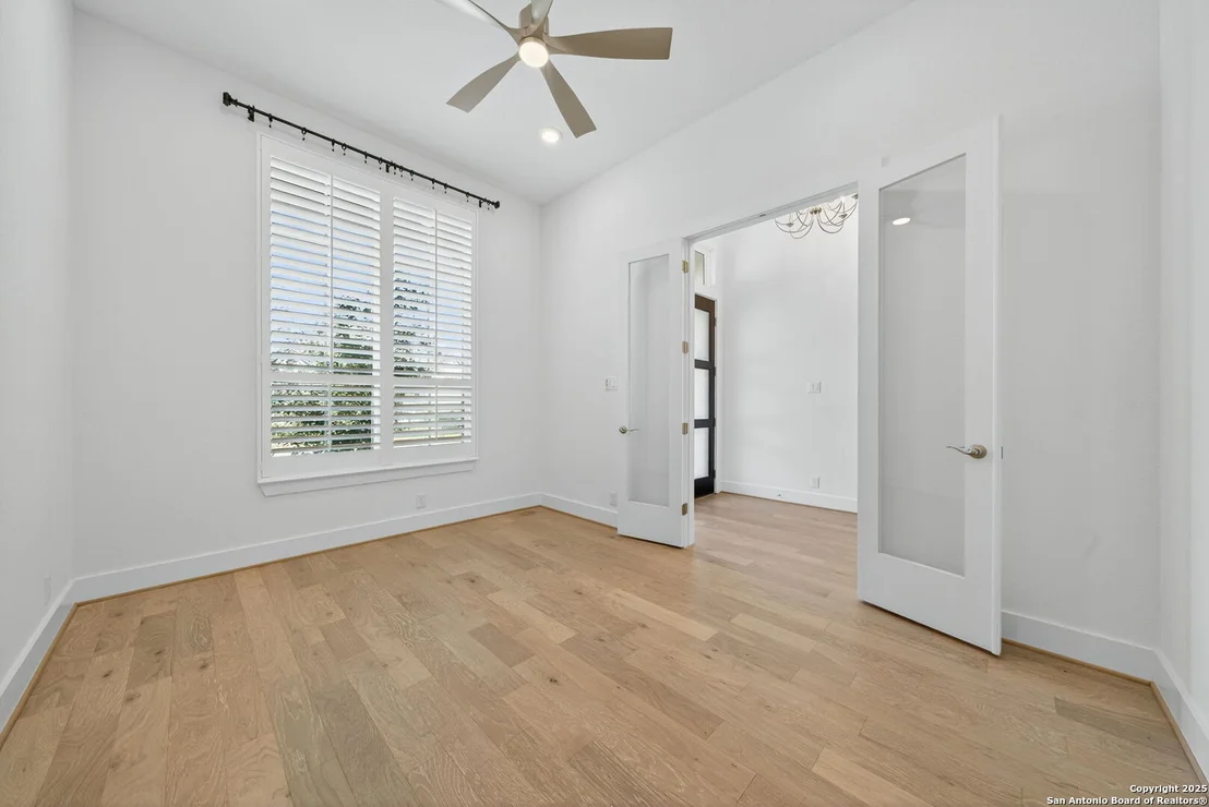 Photo of 8608 Shady Gate