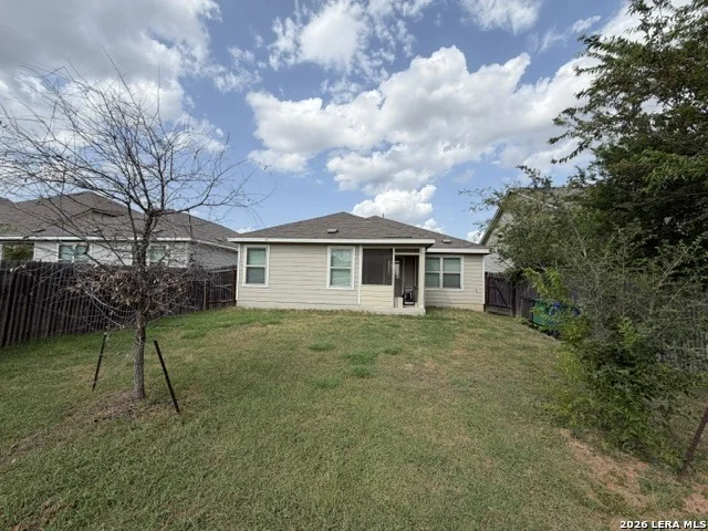 Photo of 7111 AZALEA SQ