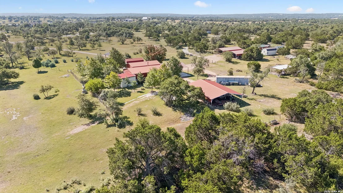 Photo of 652 OVERLOOK DR