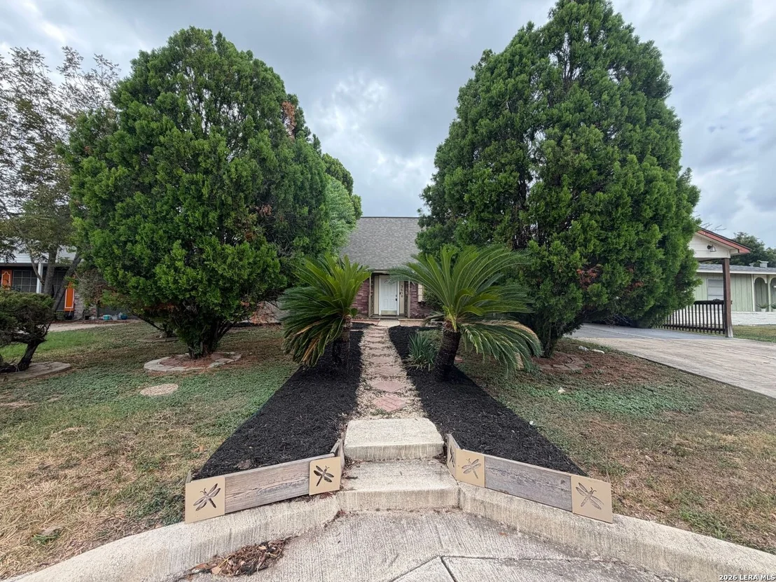 Photo of 3650 VERSAILLES DR