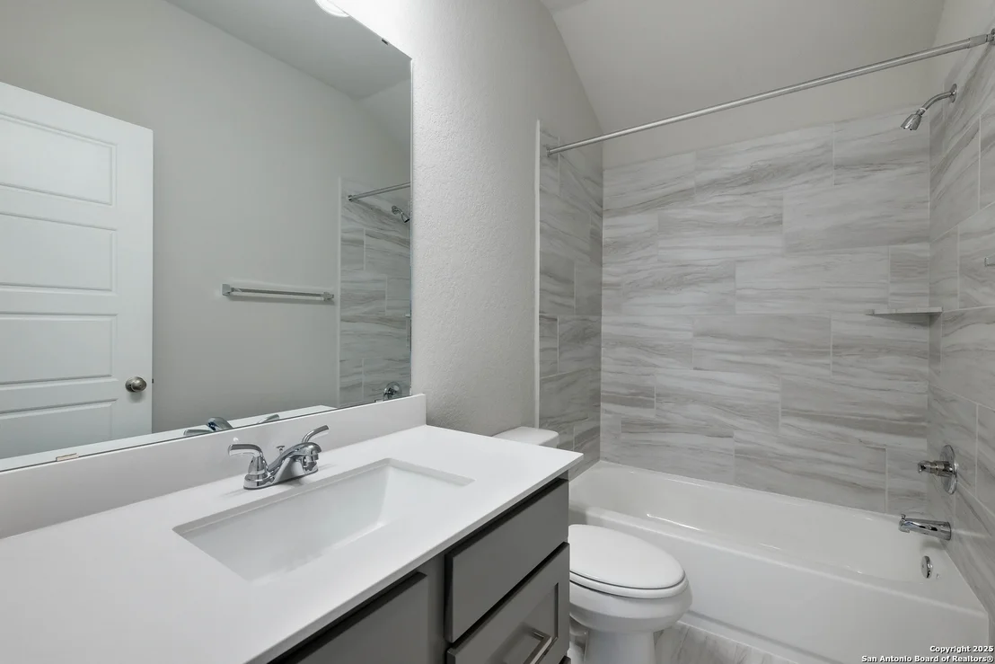 Photo of 14462 Camperdown
