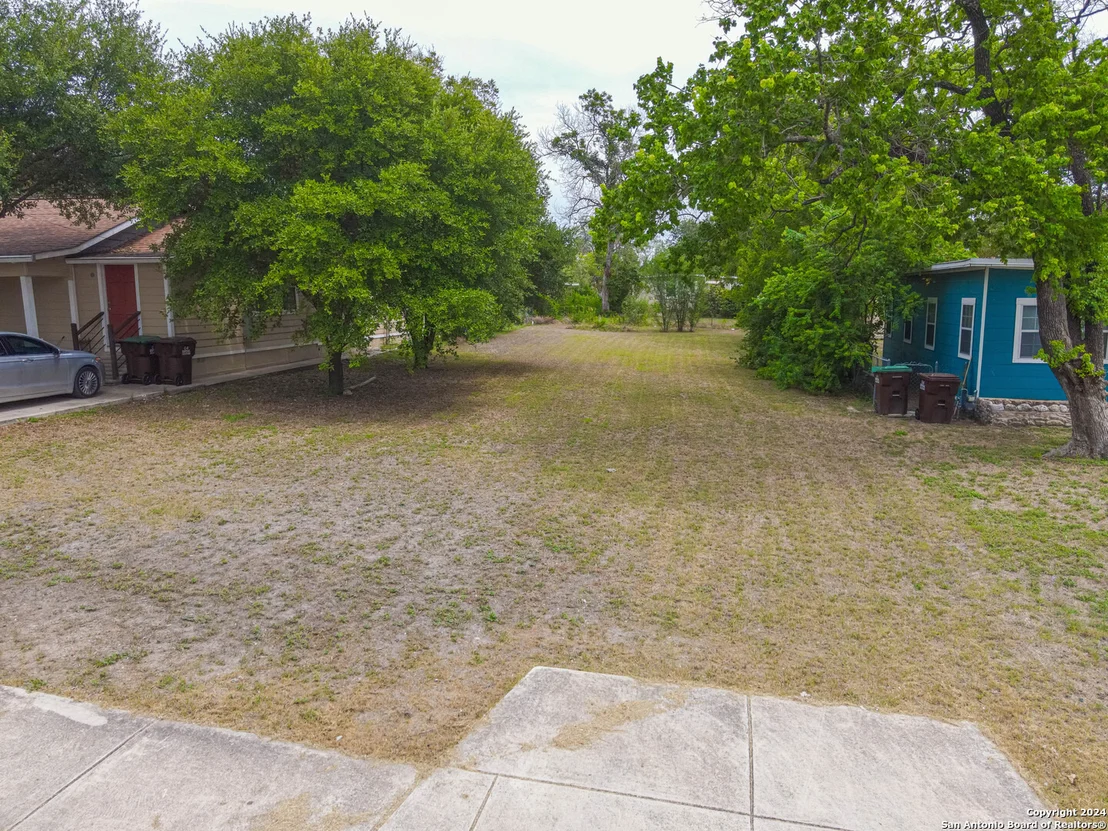 Photo of 210 CONCORD PL