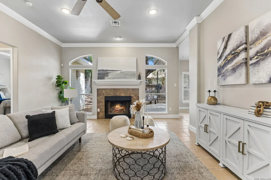 Photo of 6542 Amber Oak