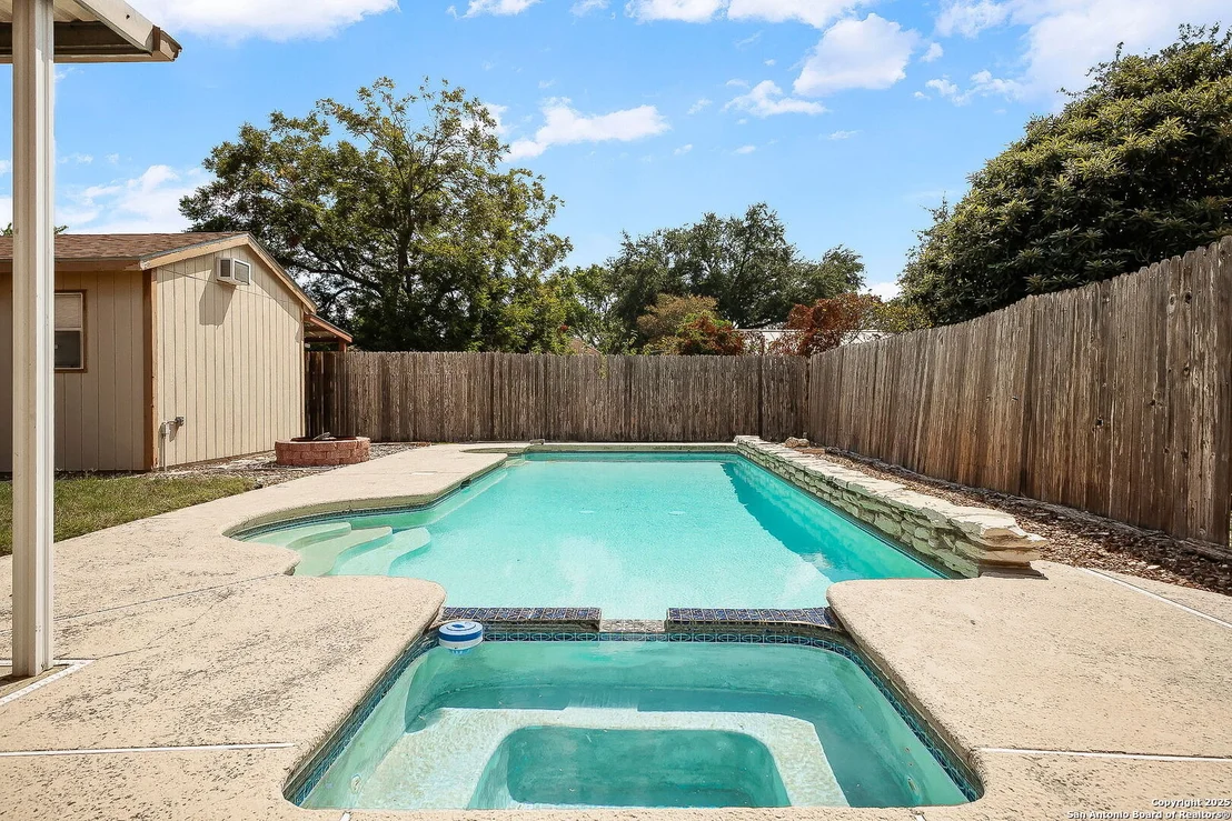 Photo of 130 Meadowland