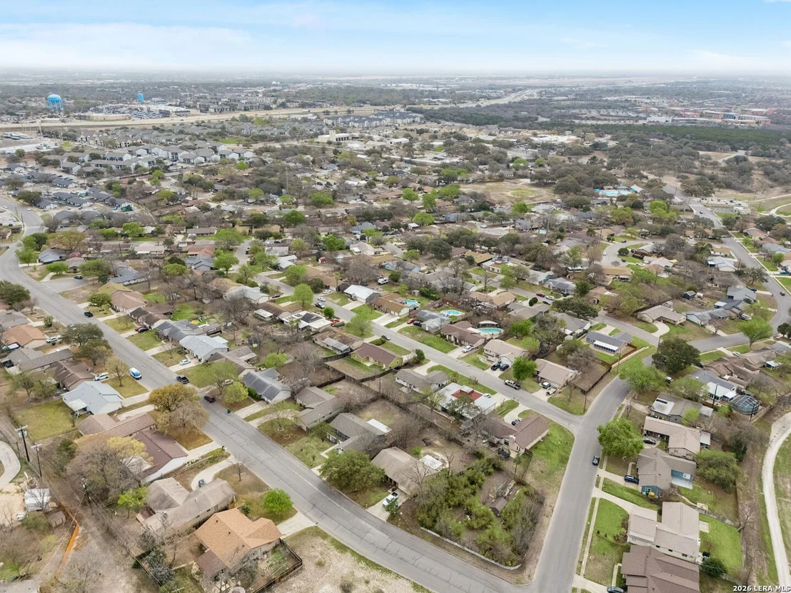 Photo of 218 Whispering Oaks