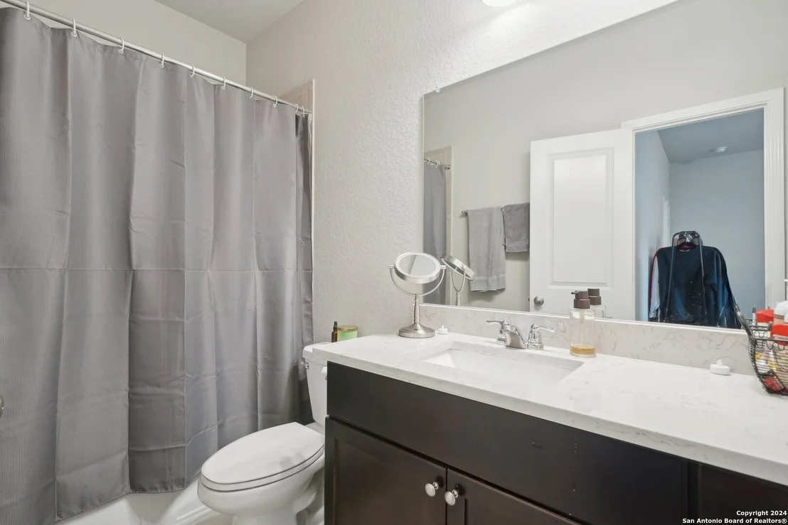 Photo of 1413 NICHOLAS PARK