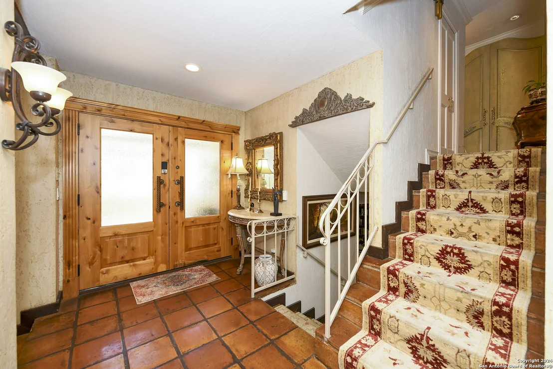 Photo of 320 MUSTANG CIR