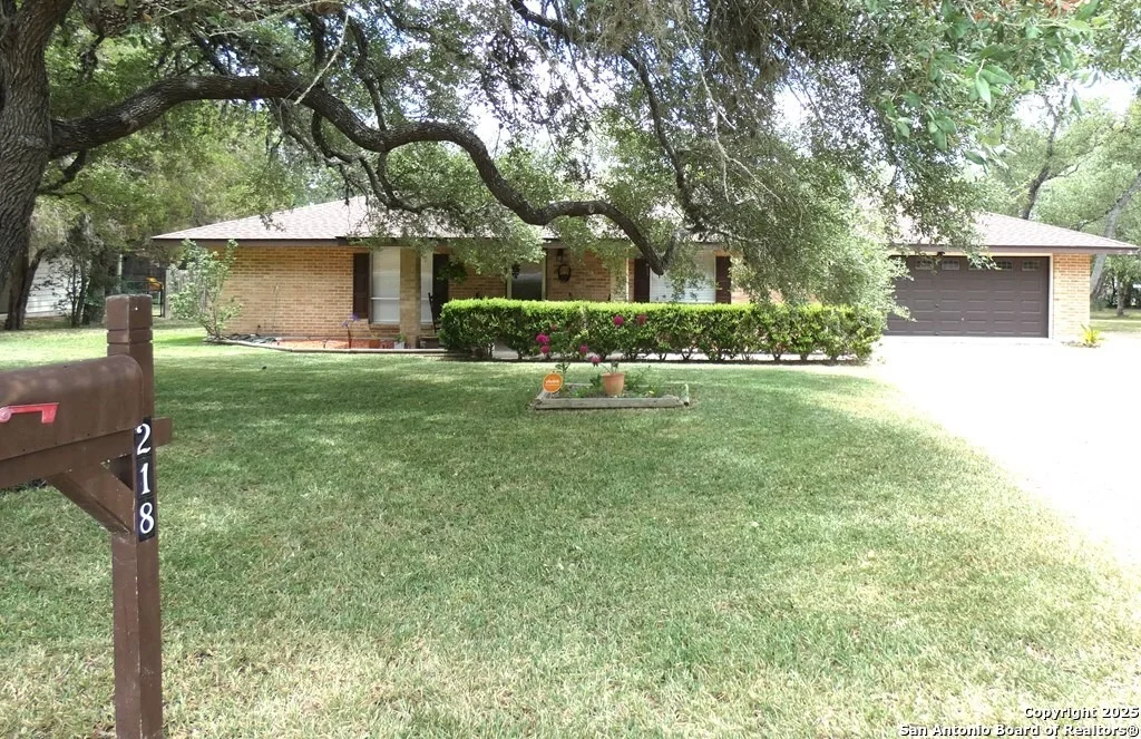 Photo of 218 Kessler Lane