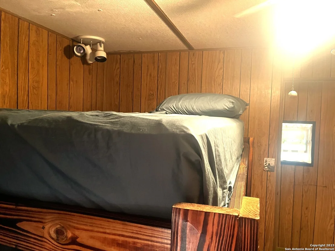 Photo of 407 River St