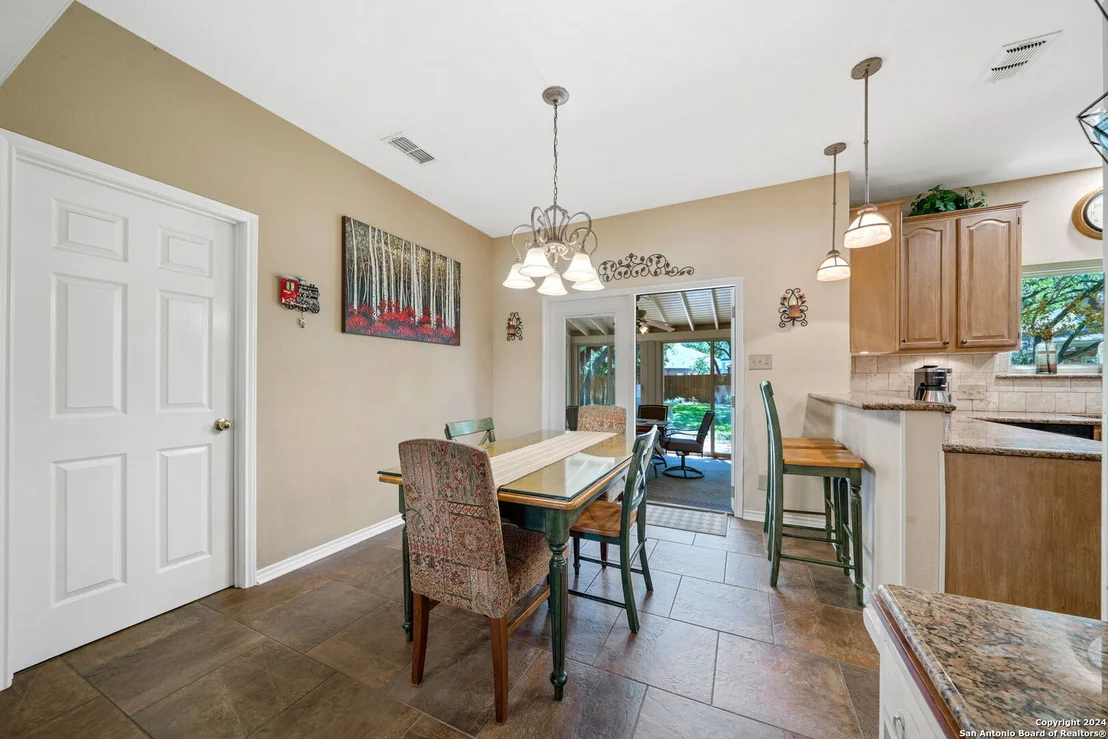 Photo of 2534 RIM OAK