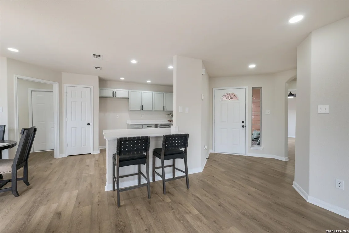 Photo of 5390 Chestnut View
