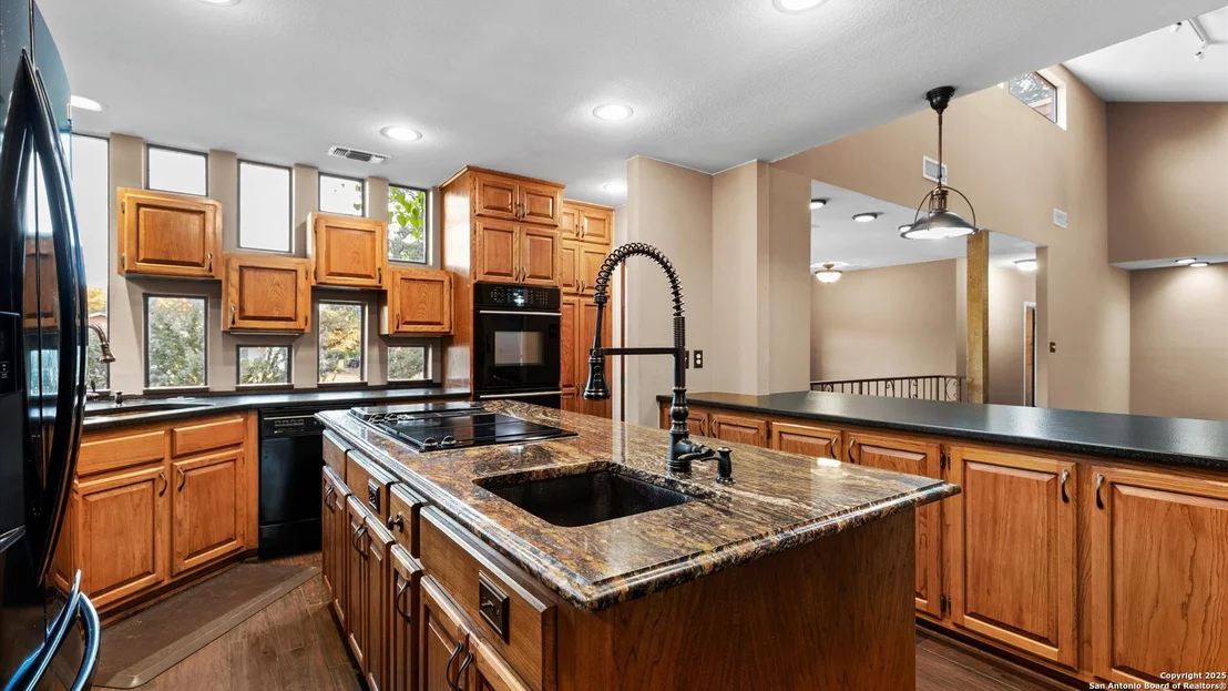 Photo of 9521 Sumac