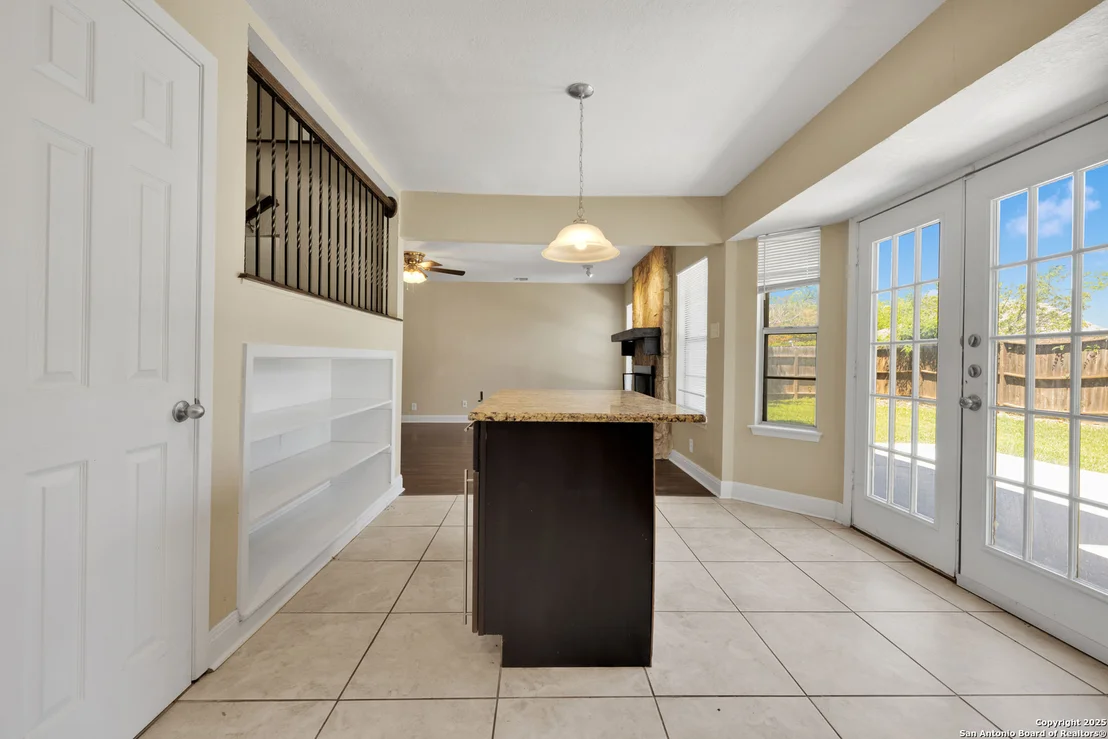 Photo of 6135 Windbrooke
