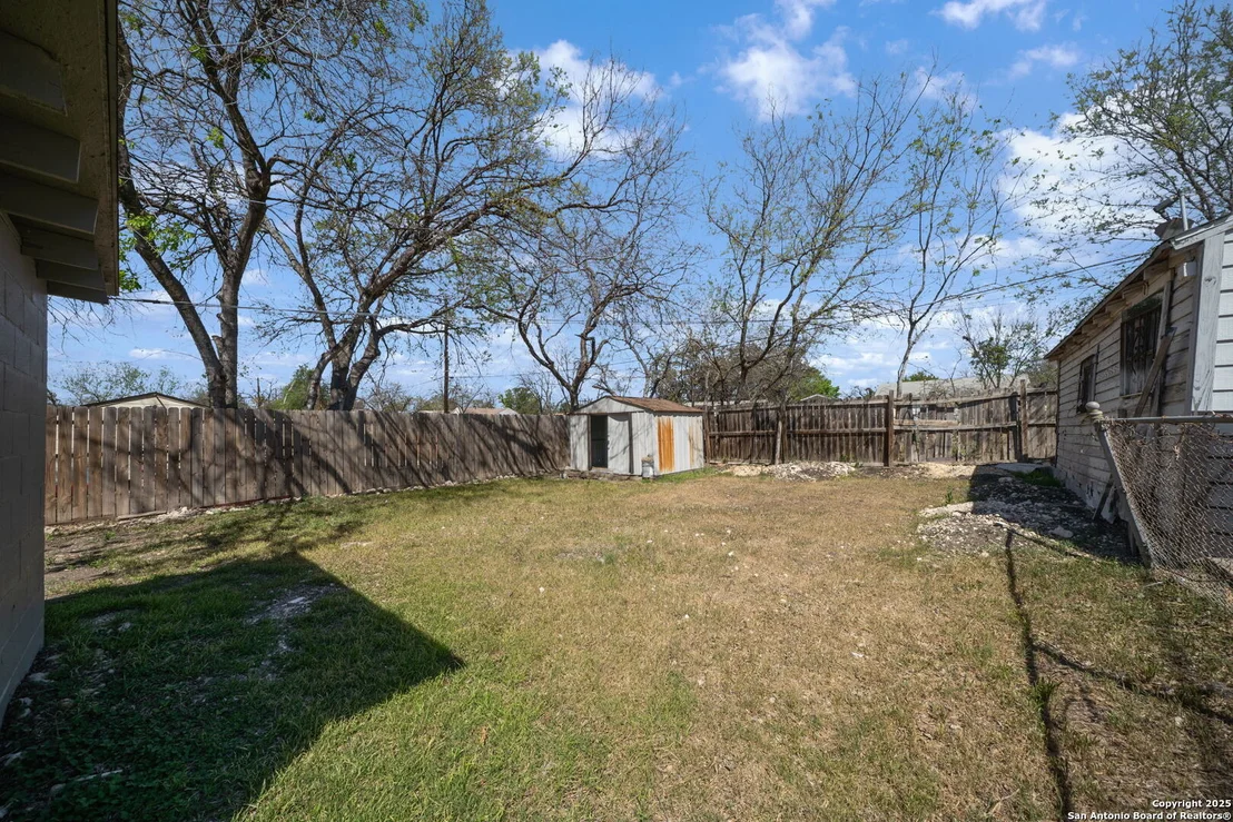 Photo of 207 Bonnell