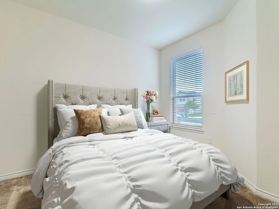 Photo of 1014 Gruma