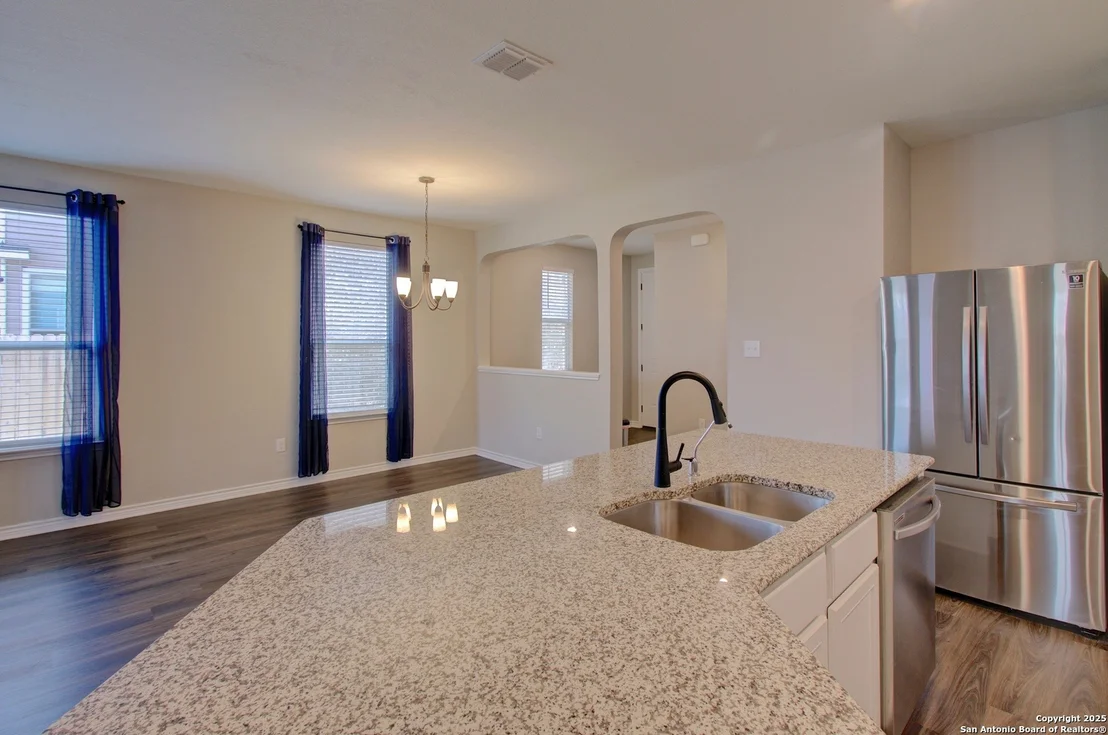 Photo of 4544 Klein