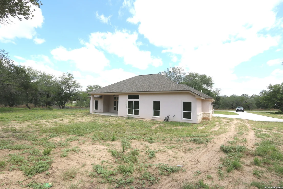 Photo of 193 Oak Fields Dr