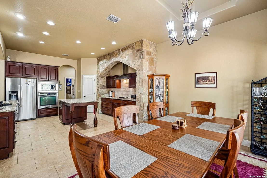 Photo of 129 HIDDEN FOREST DR