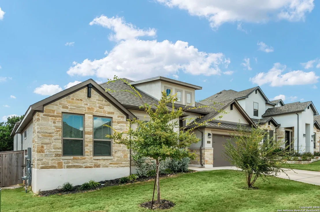 Photo of 9036 Raven Pointe