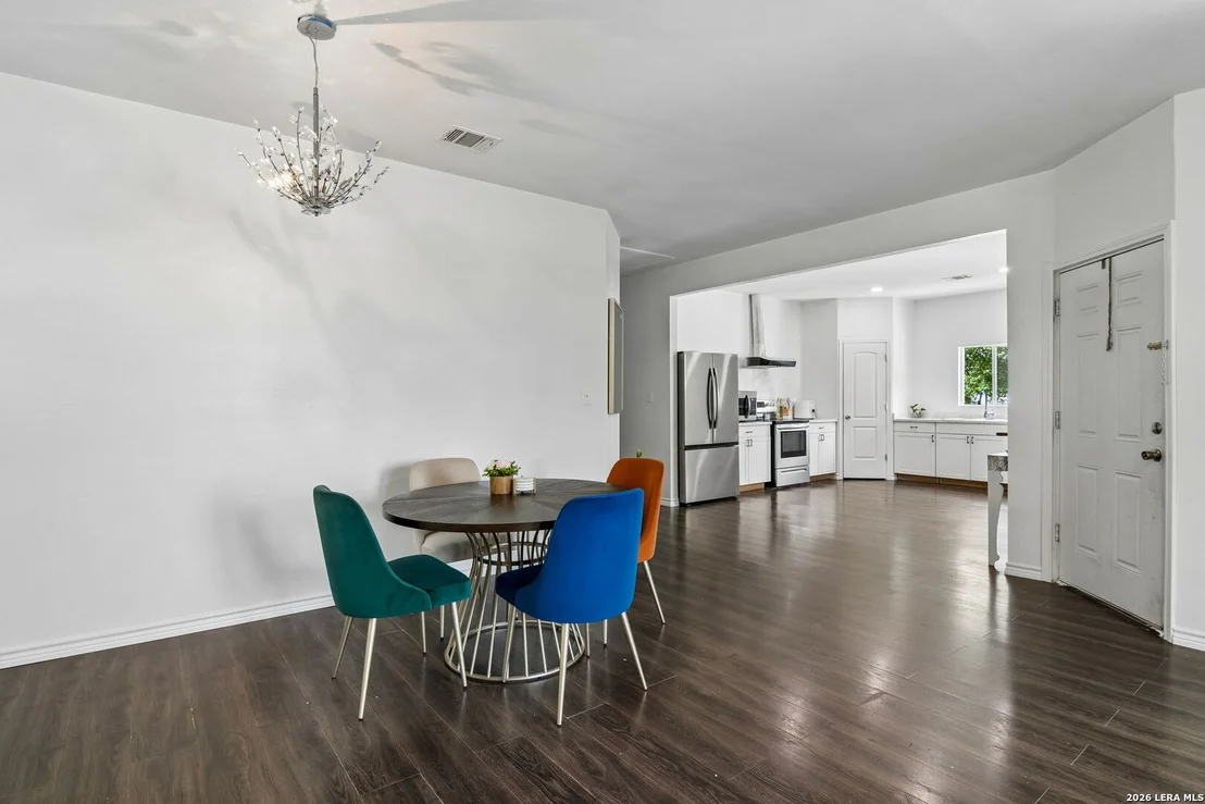 Photo of 810 Lamar