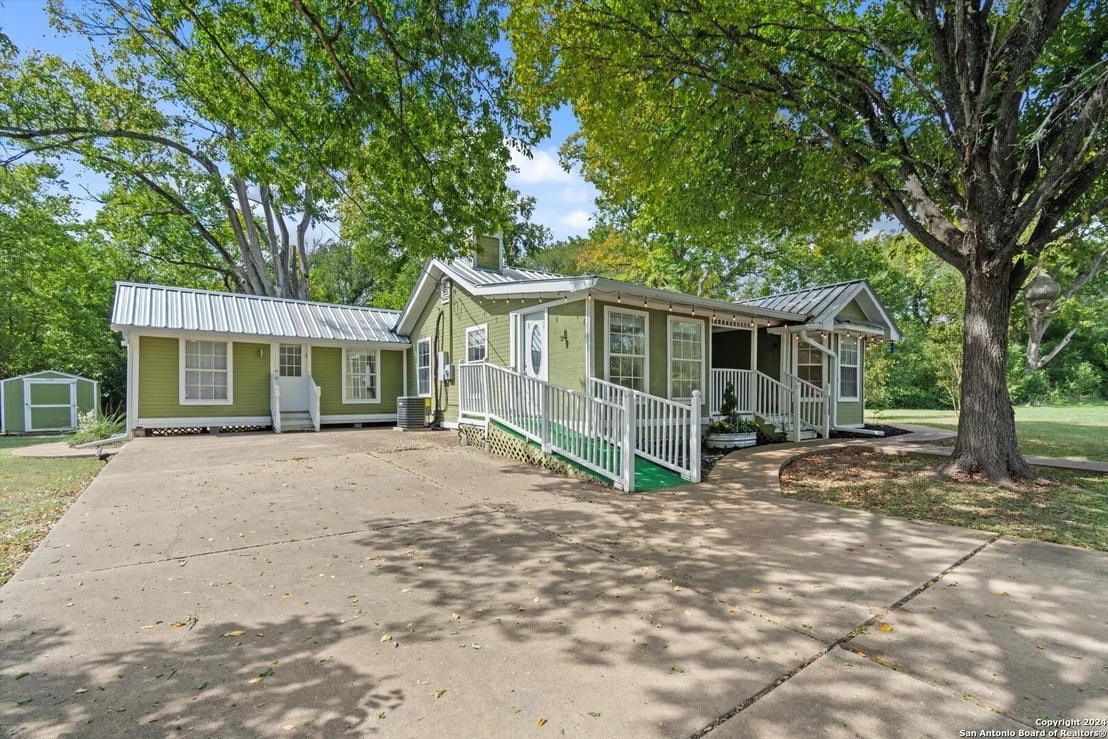 Photo of 115 Old McDade Road