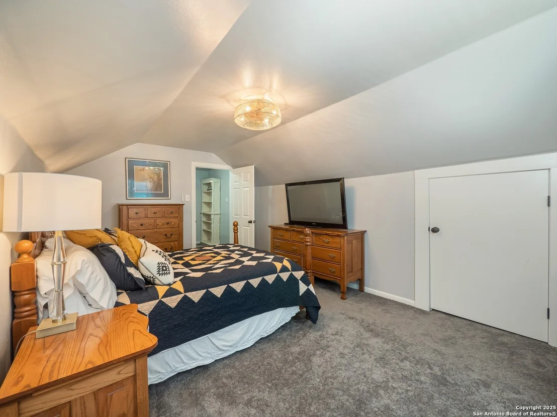 Photo of 2275 Huber Rd