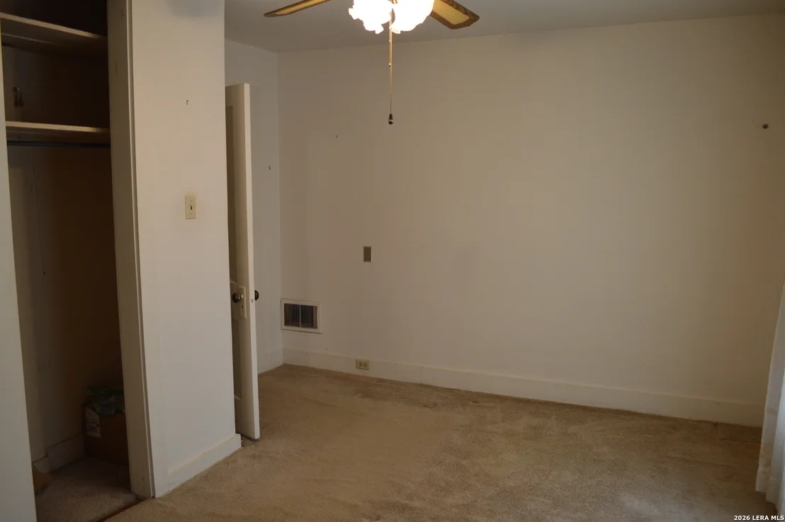 Photo of 425 Robert E Lee