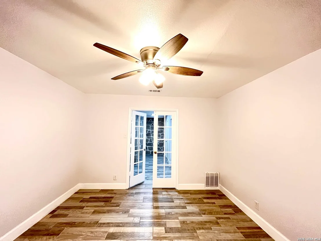 Photo of 12335 Shepherd