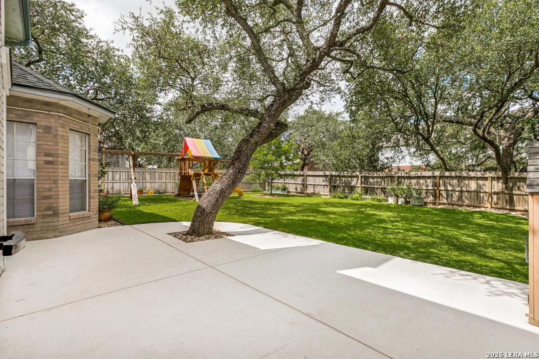 Photo of 18019 SUMMER KNOLL