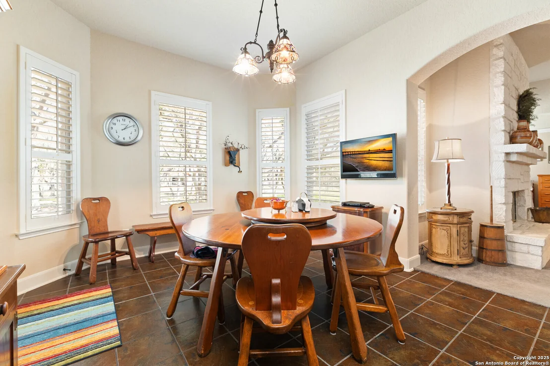 Photo of 436 hidden springs