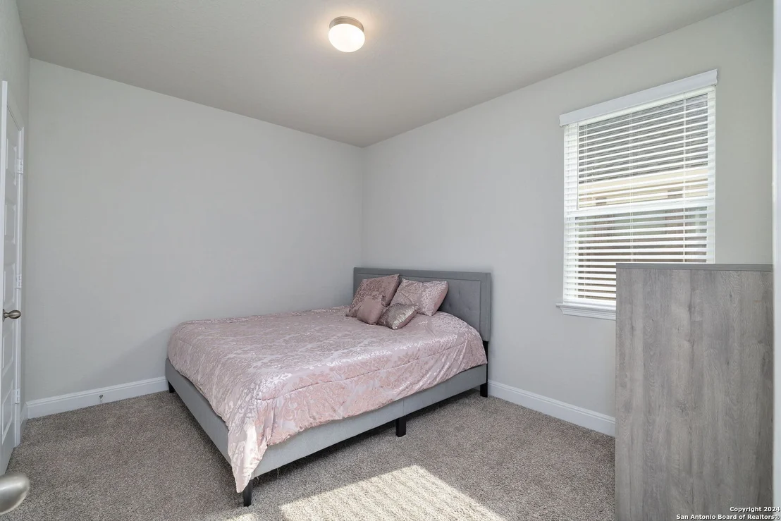 Photo of 8743 Hedford Flats