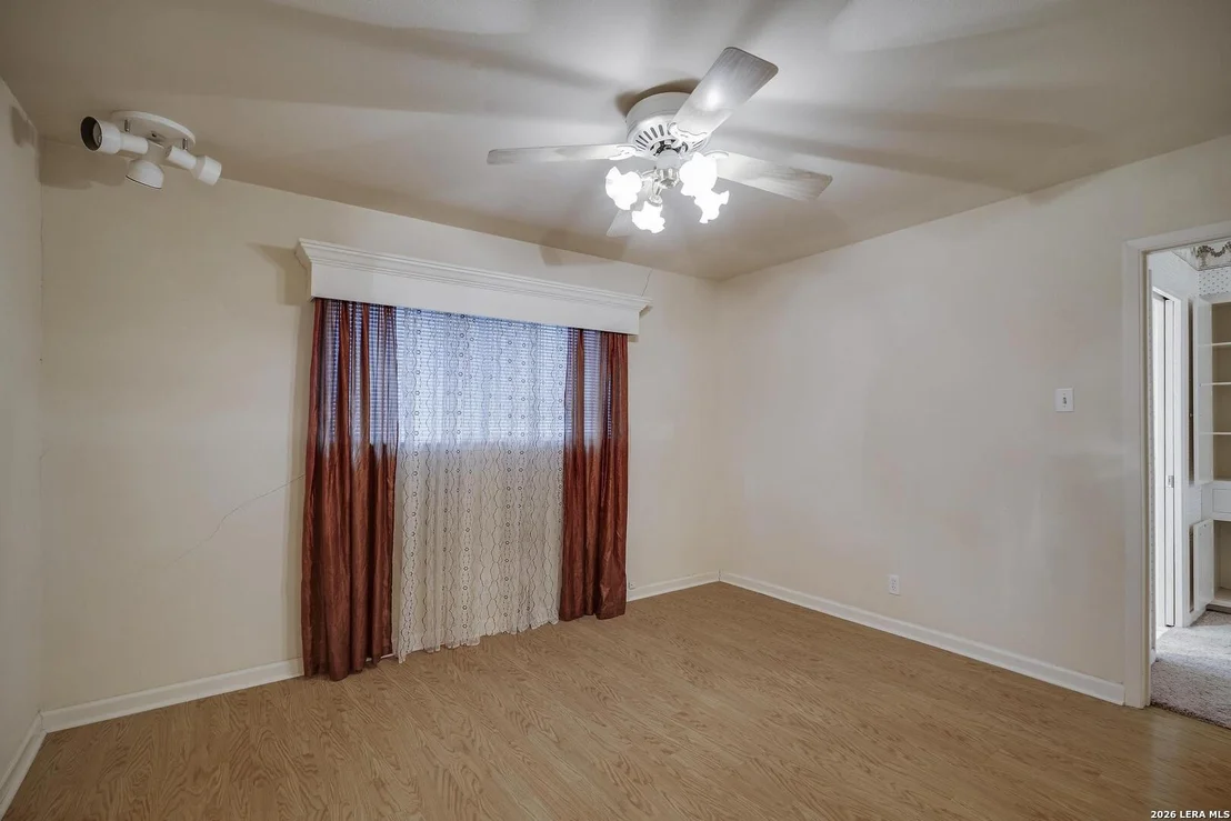 Photo of 602 Moorside