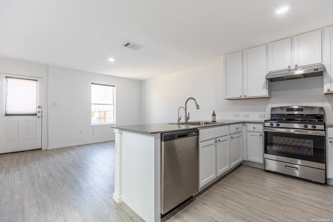 Photo of 7606 Chancery Gate