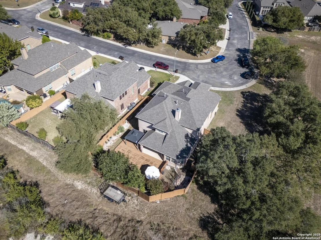 Photo of 551 Roamer