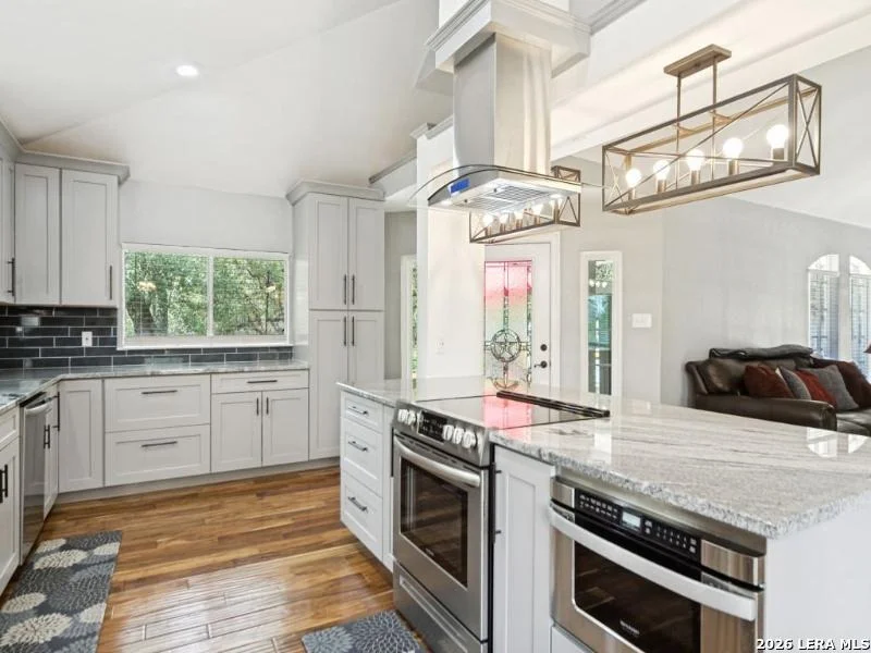 Photo of 104 Highland Woods