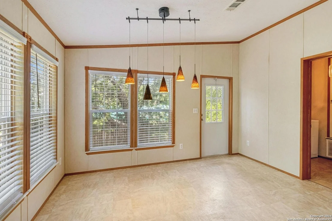 Photo of 905 High Mesa