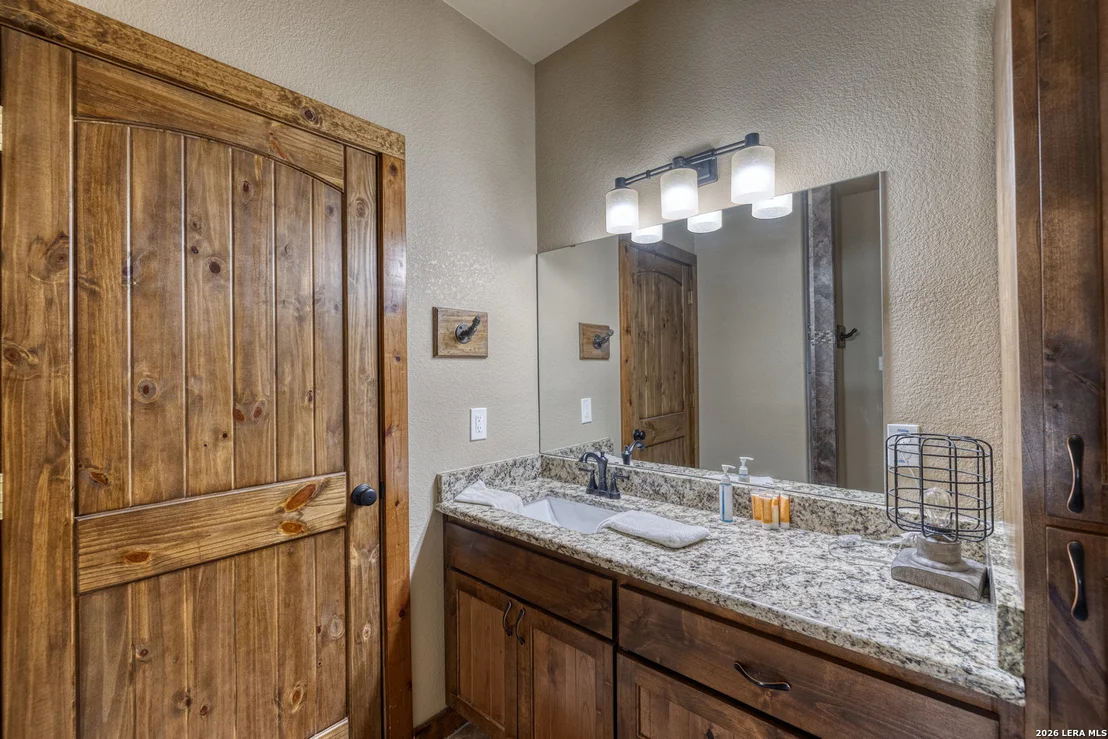Photo of 274 Mountain Laurel
