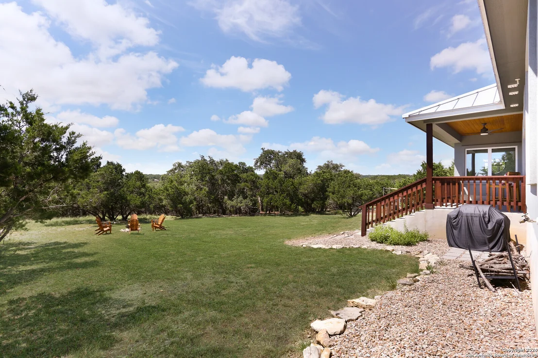 Photo of 1084 LASSO LOOP