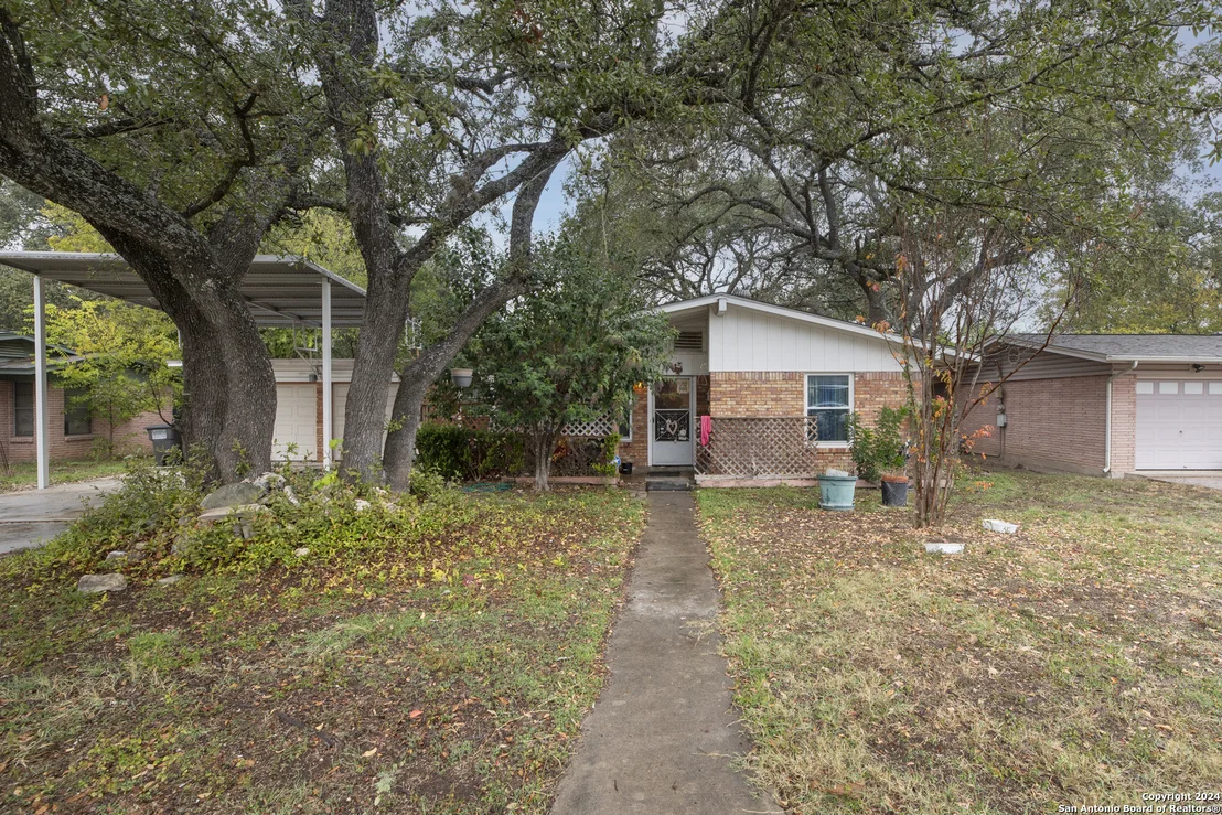Photo of 4627 LYCEUM DR