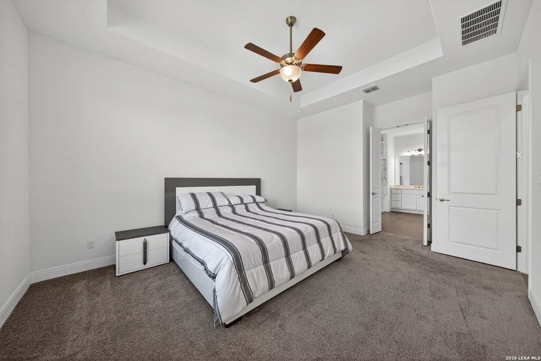 Photo of 23218 Curvado