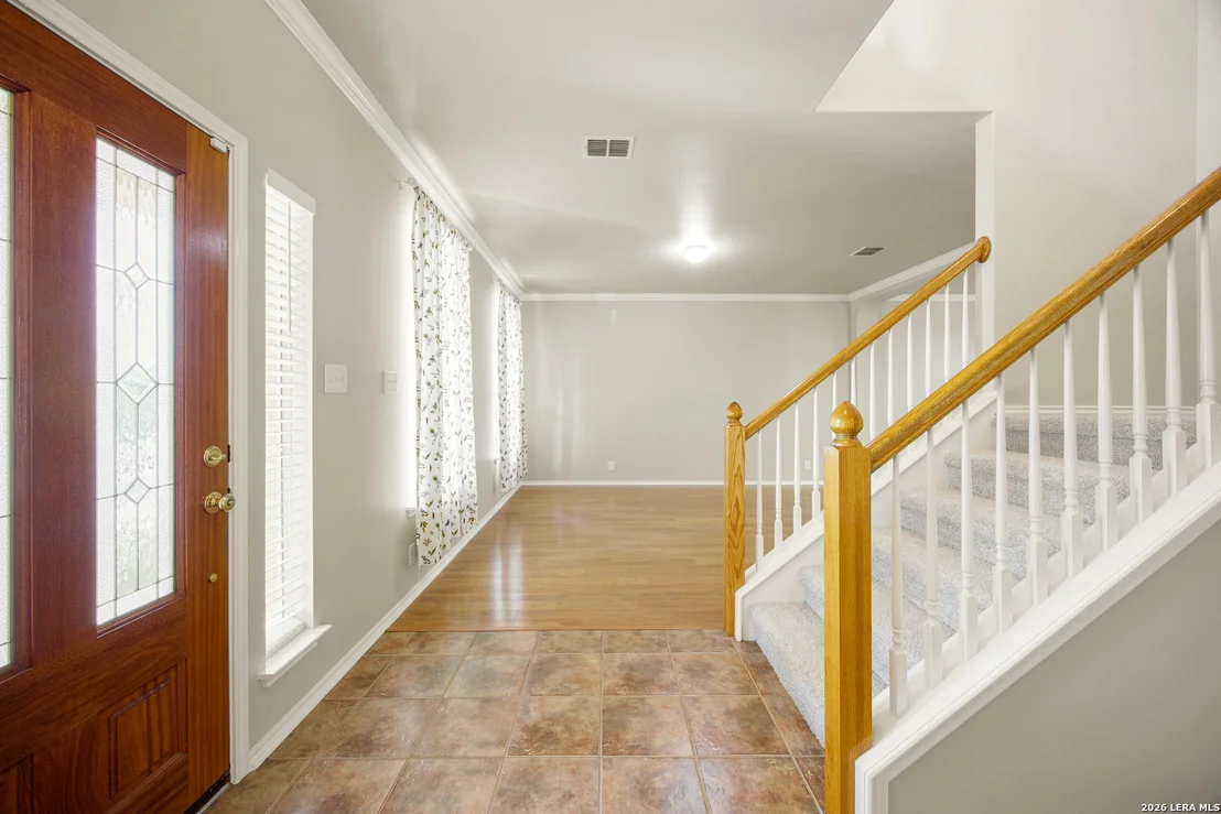 Photo of 17230 Darien Wing