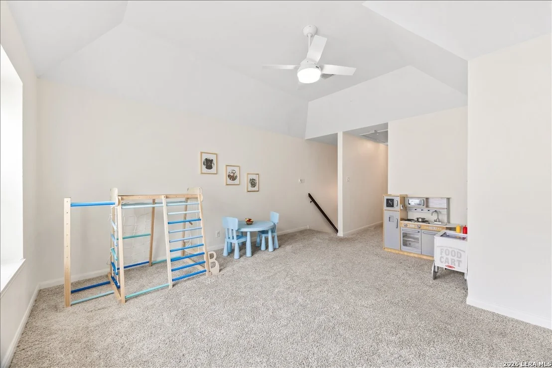 Photo of 18306 Edwards Oaks