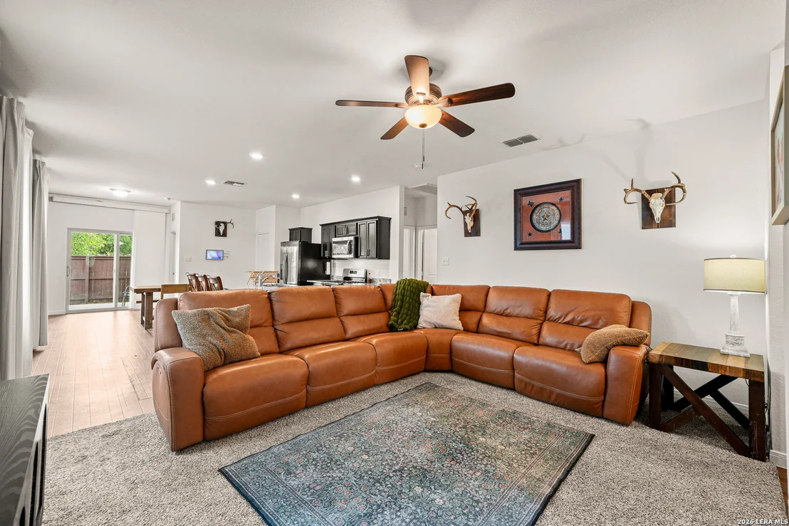 Photo of 4909 HALLIES GDN