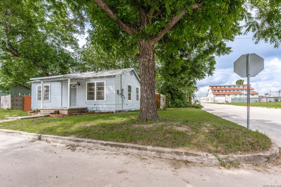 Photo of 491 Wright