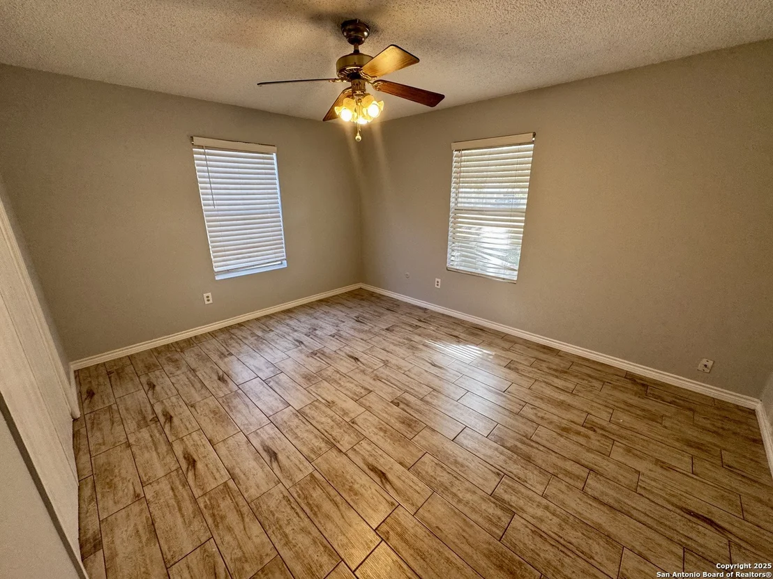 Photo of 512 Low Meadow