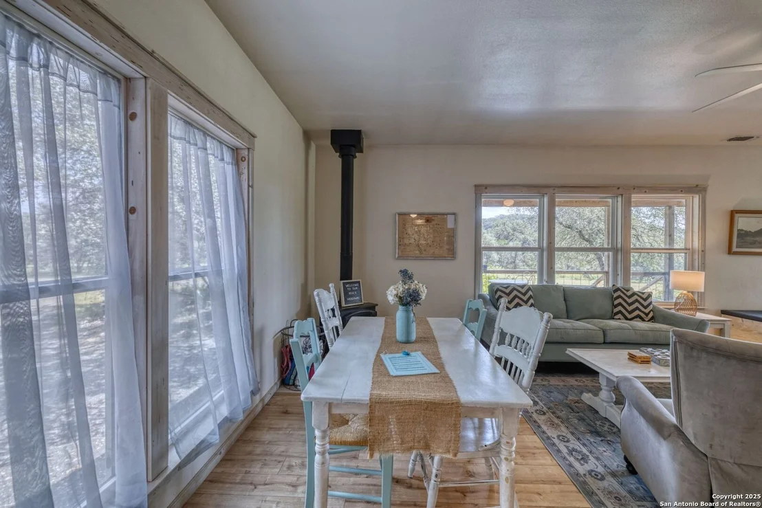 Photo of 565 Loop Rd.