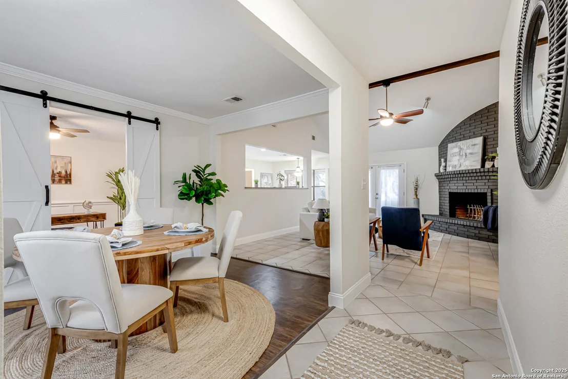 Photo of 7723 Crooked Brook
