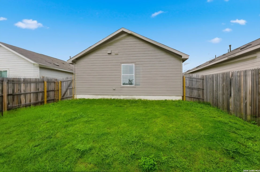 Photo of 13543 Barton Cove